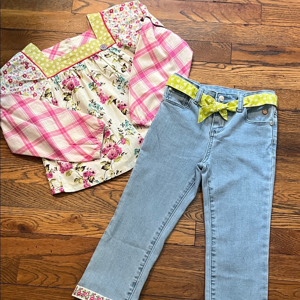NWT Matilda Jane Floral and Plaid Top with Light Blue Jeans
